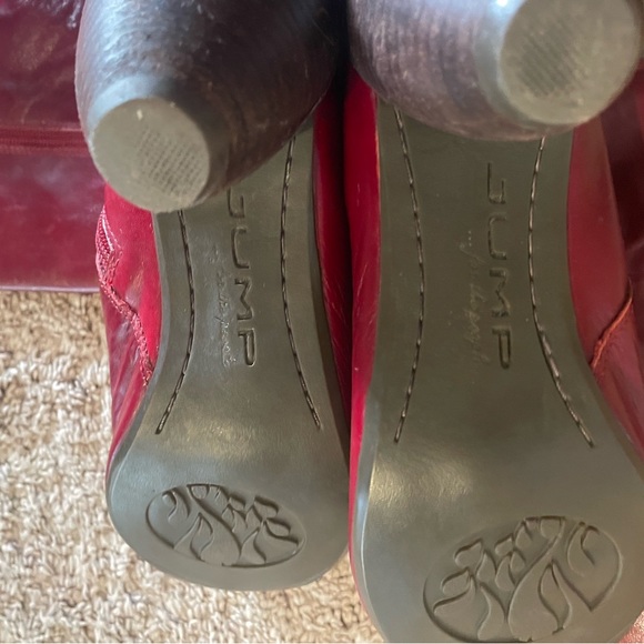 Brand Jump size 8 scarlet colour - Picture 3 of 8